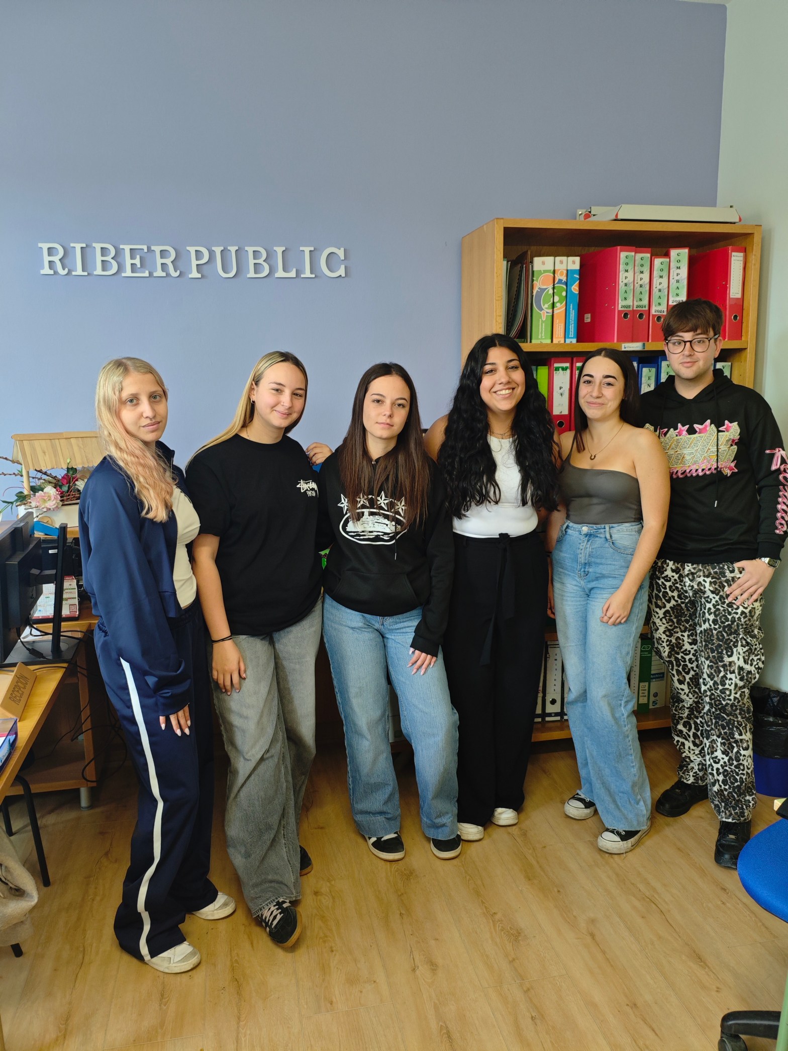 VISITA ESTUDIANTES ITES LUIGI&nbsp;EINAUDI